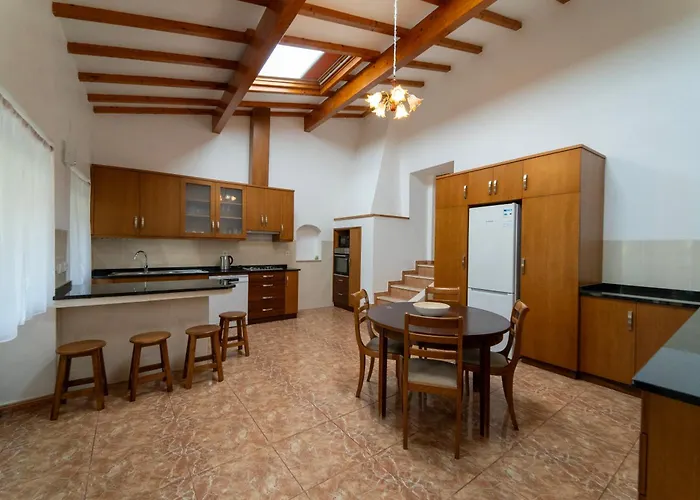 בית נופש Casa Torre Andorinhas